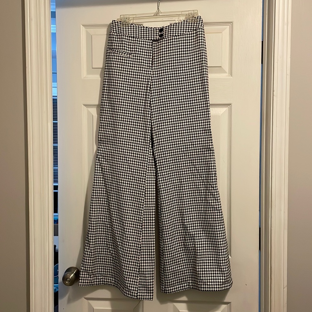 Wide Leg Houndstooth Pants